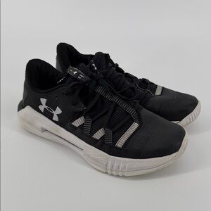 Under Armour Women's Block City 2.0 Volleyball Shoes Athletic Women’s Size 9.5